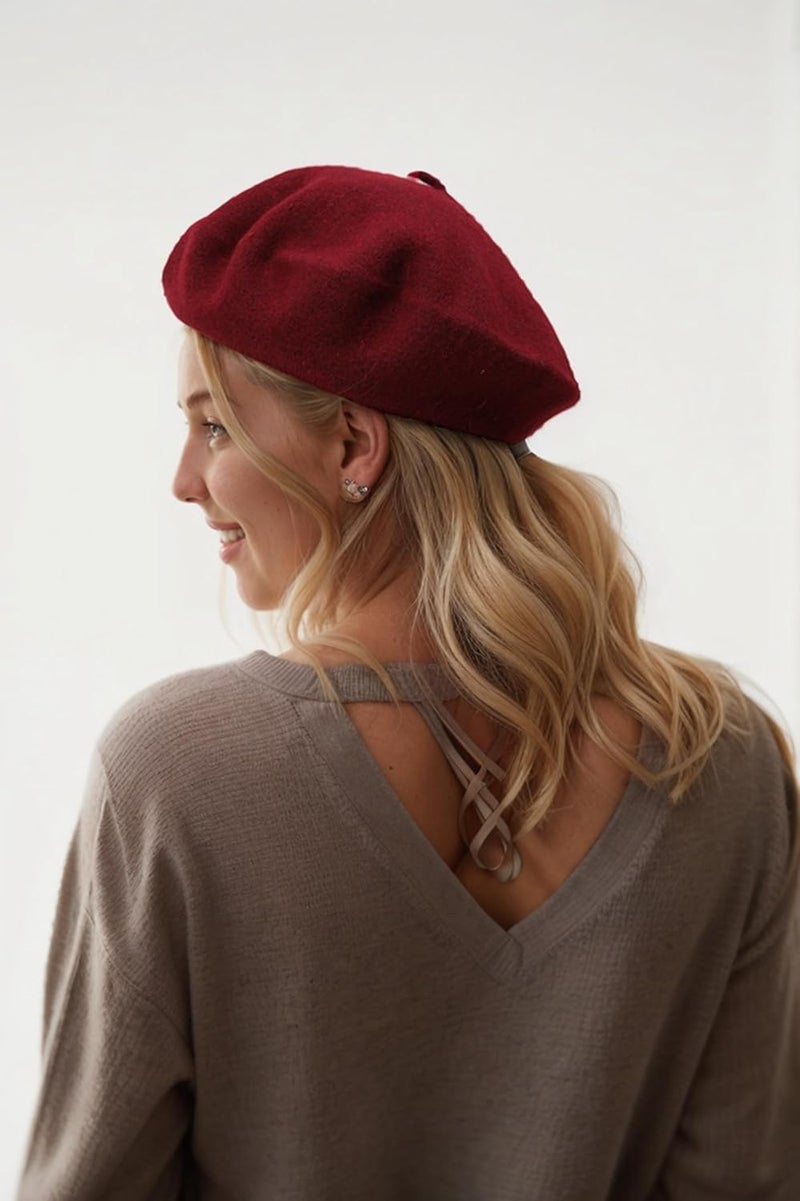 EGANO Women's ​​Beret Hats​​ - French Wool Blend Winter Cap, 70% Wool All-Season Soft ​​Beret Hats for Women​​ (Multi-Color)​ - Image 4